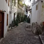 Two Stone Homes Metis Villa *