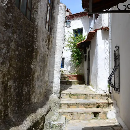 Two Stone Homes Metis 말마리스