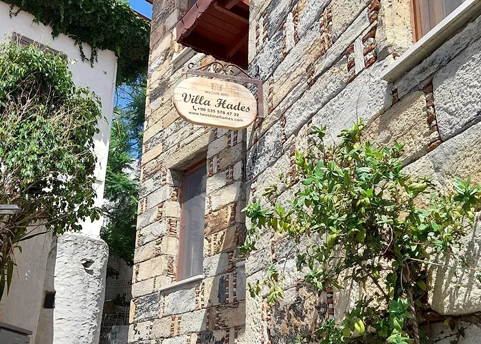 Two Stone Homes Metis Villa *