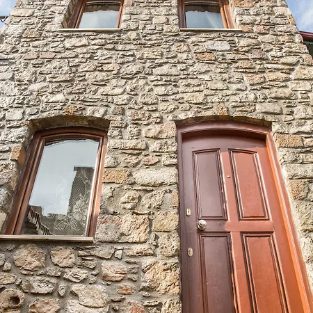 Two Stone Homes Metis *